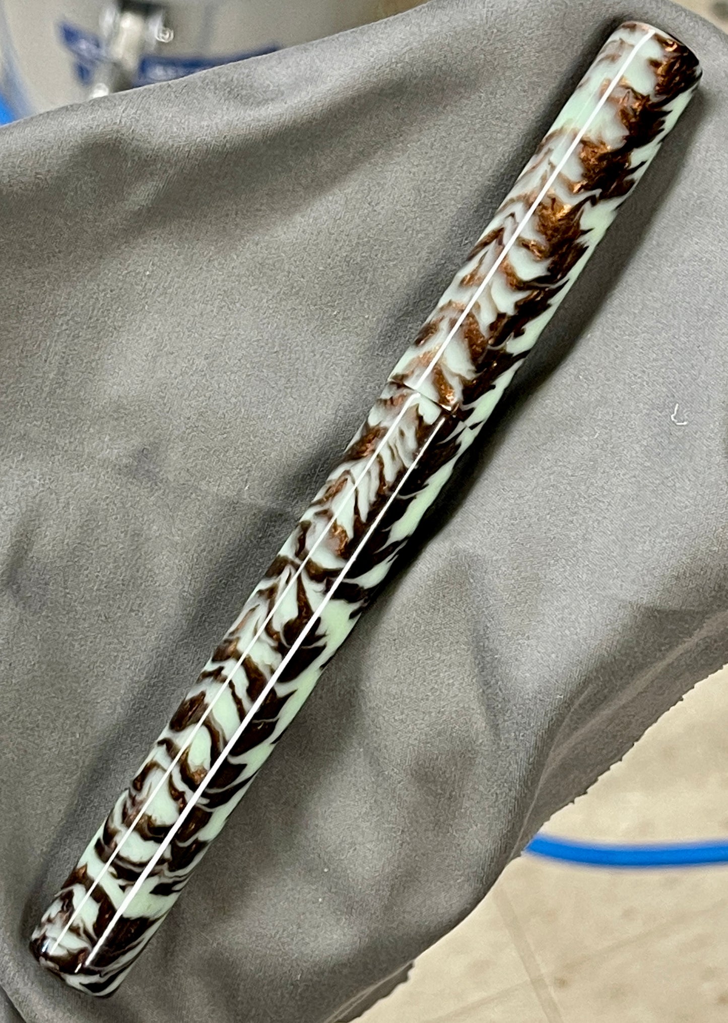 Z - Tiger Mint Pen