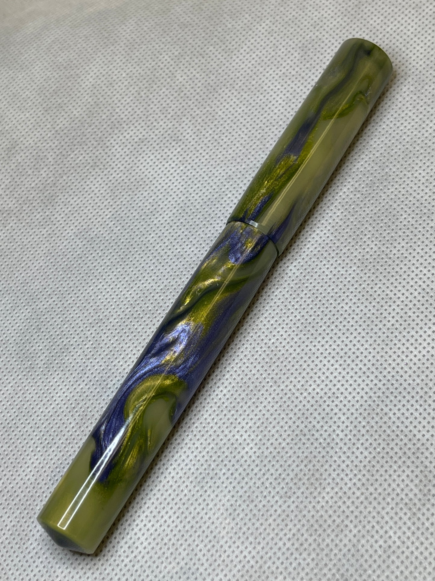 Mossy Blossom Fountain Pen (Peggy)