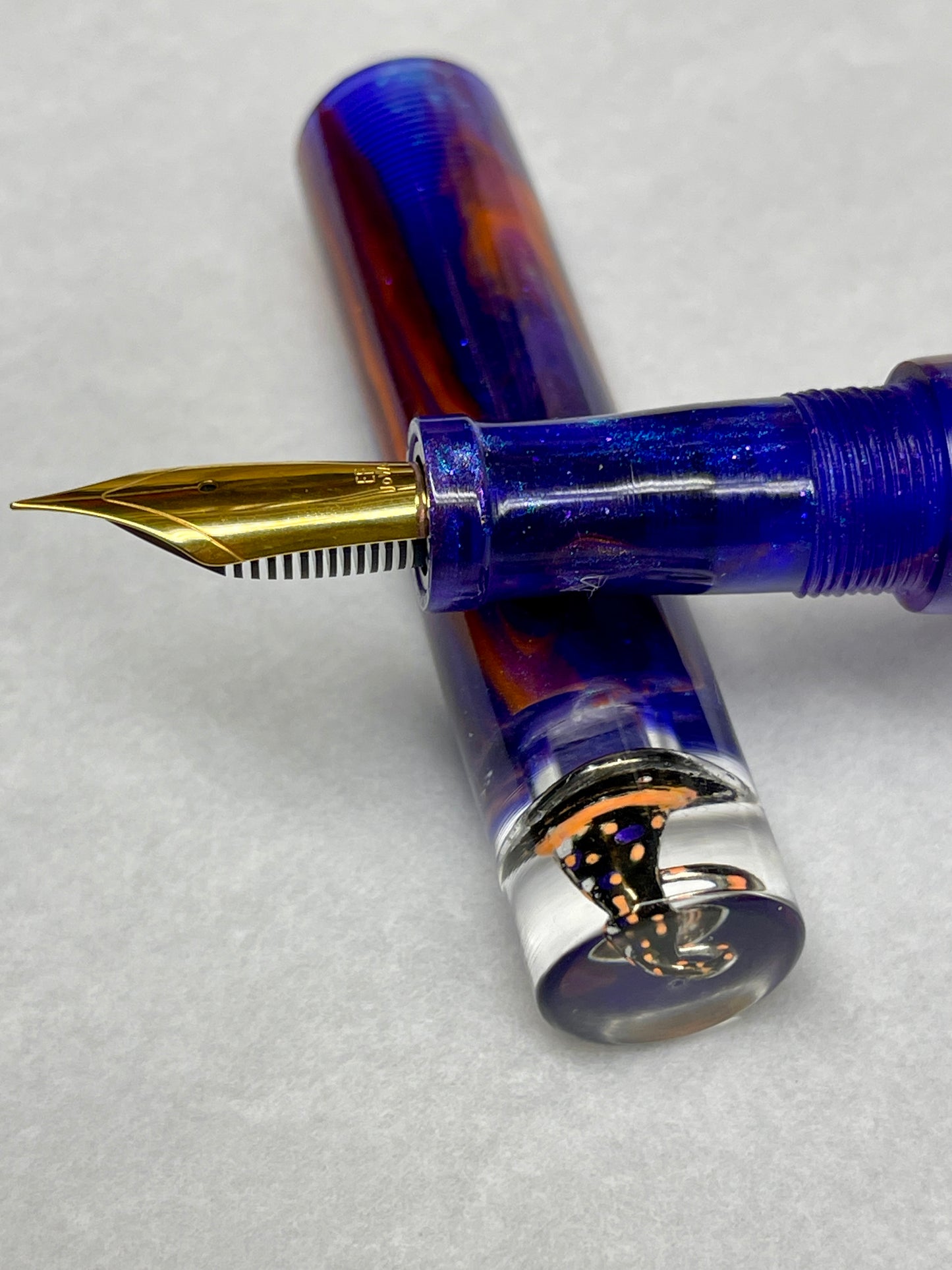 Z - Witches Brew Pen (Issa)