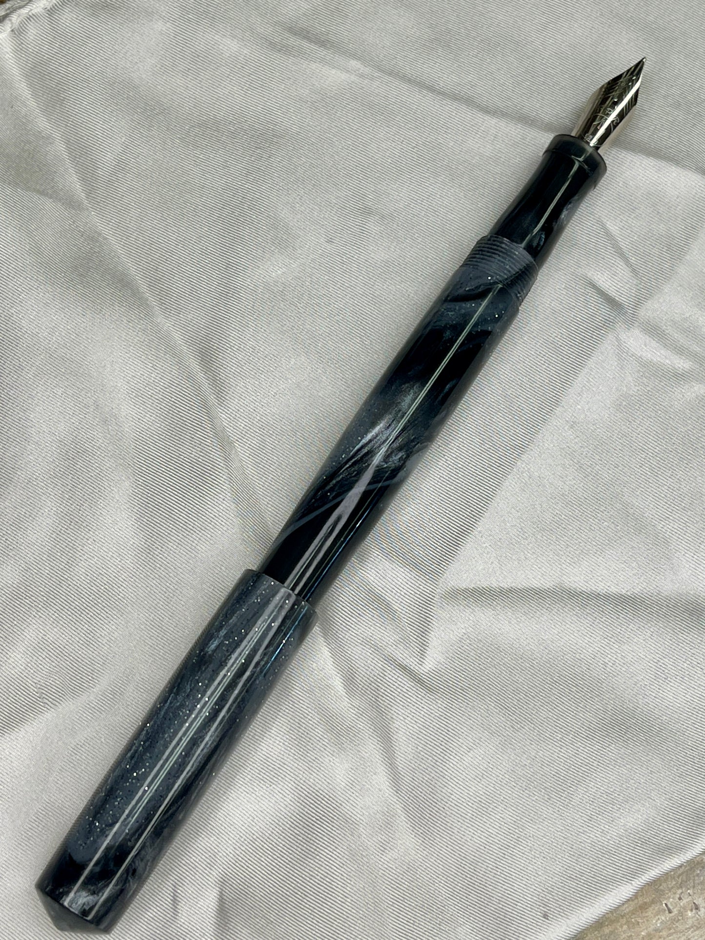Z - Genesis Fountain Pen