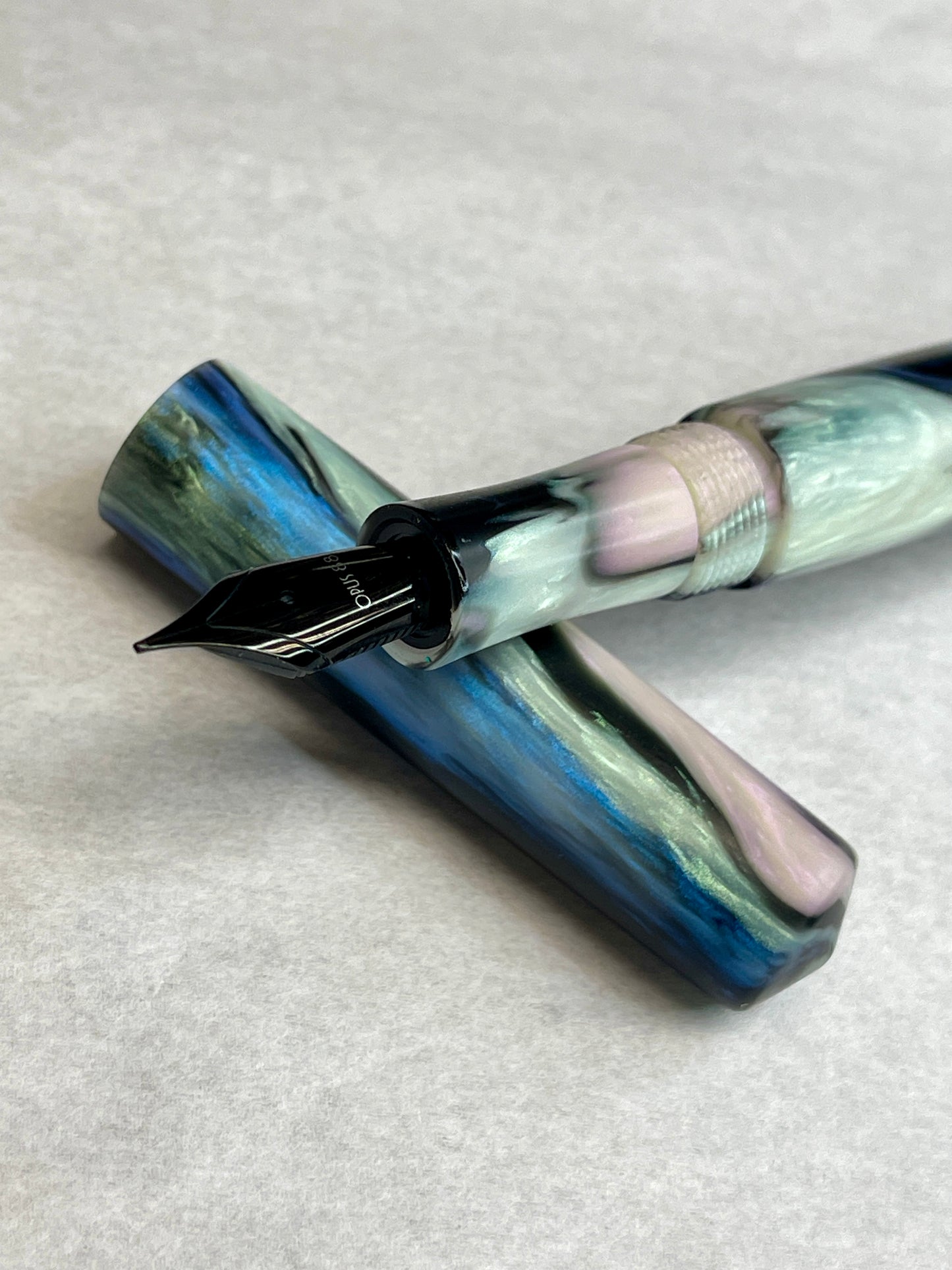 Z - Abalone Extreme Fountain Pen