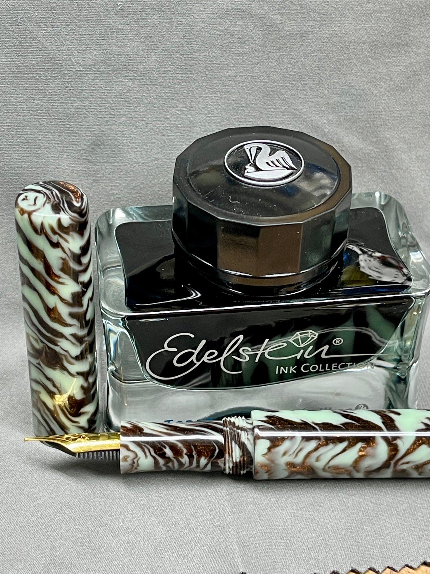 Z - Tiger Mint Pen