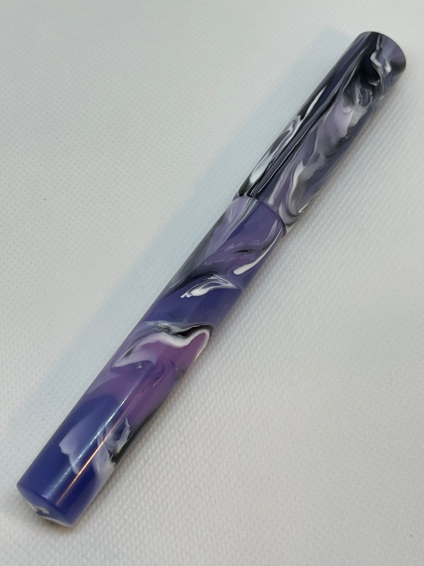 Betta Fight Fountain Pen