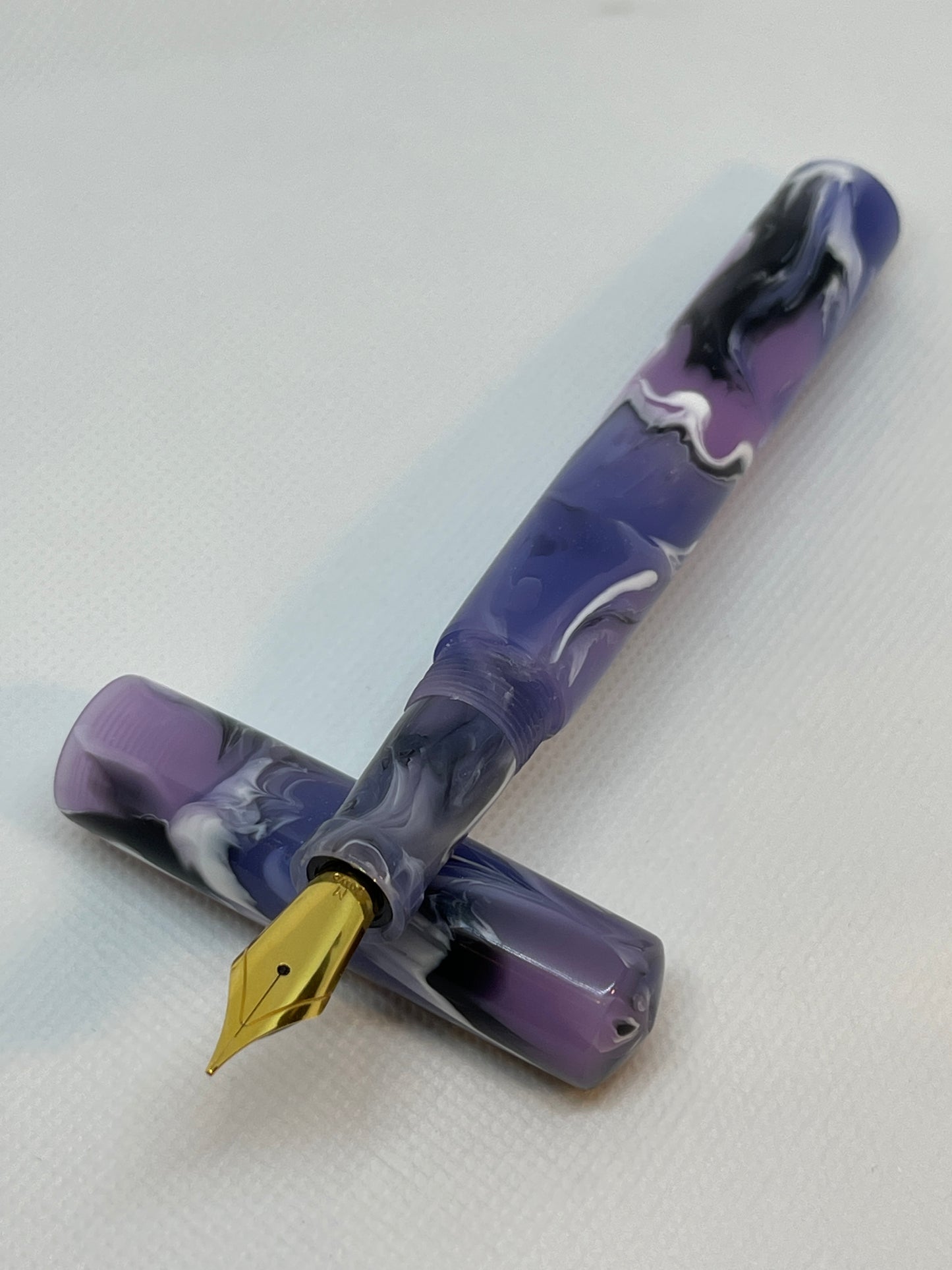 Betta Fight Fountain Pen