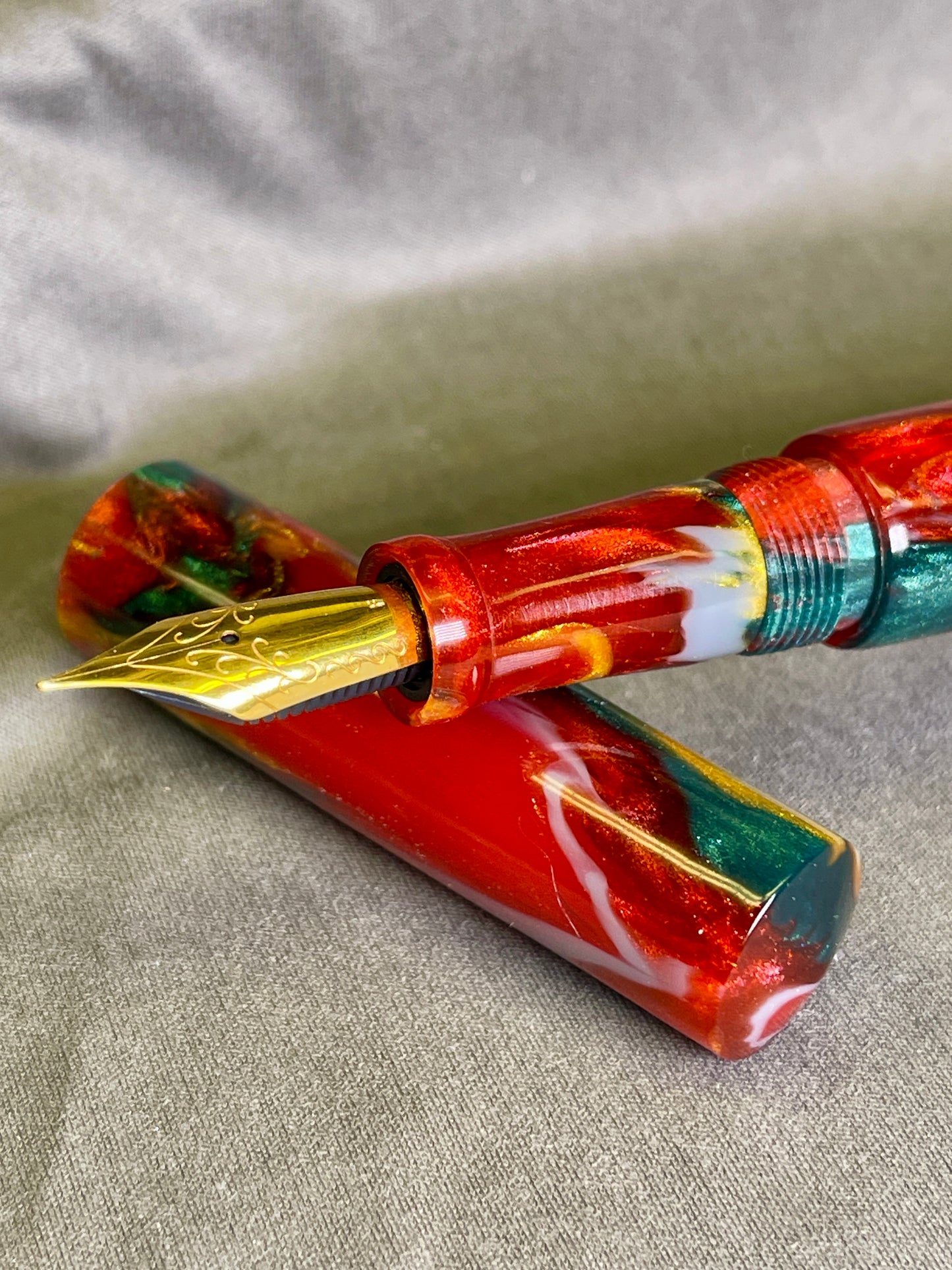 Elf on a Shelf Fountain Pen