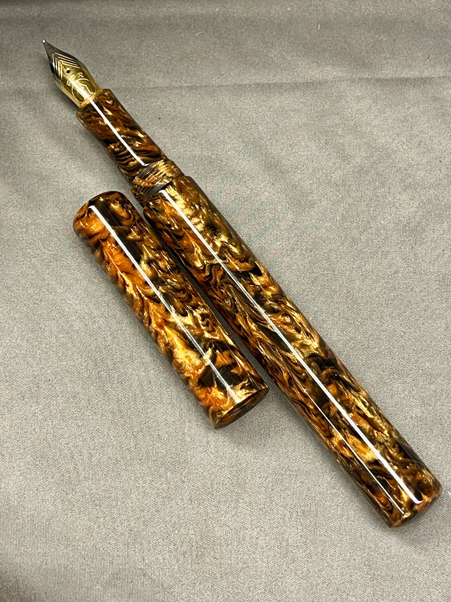Z - Chocolate Marble Pen