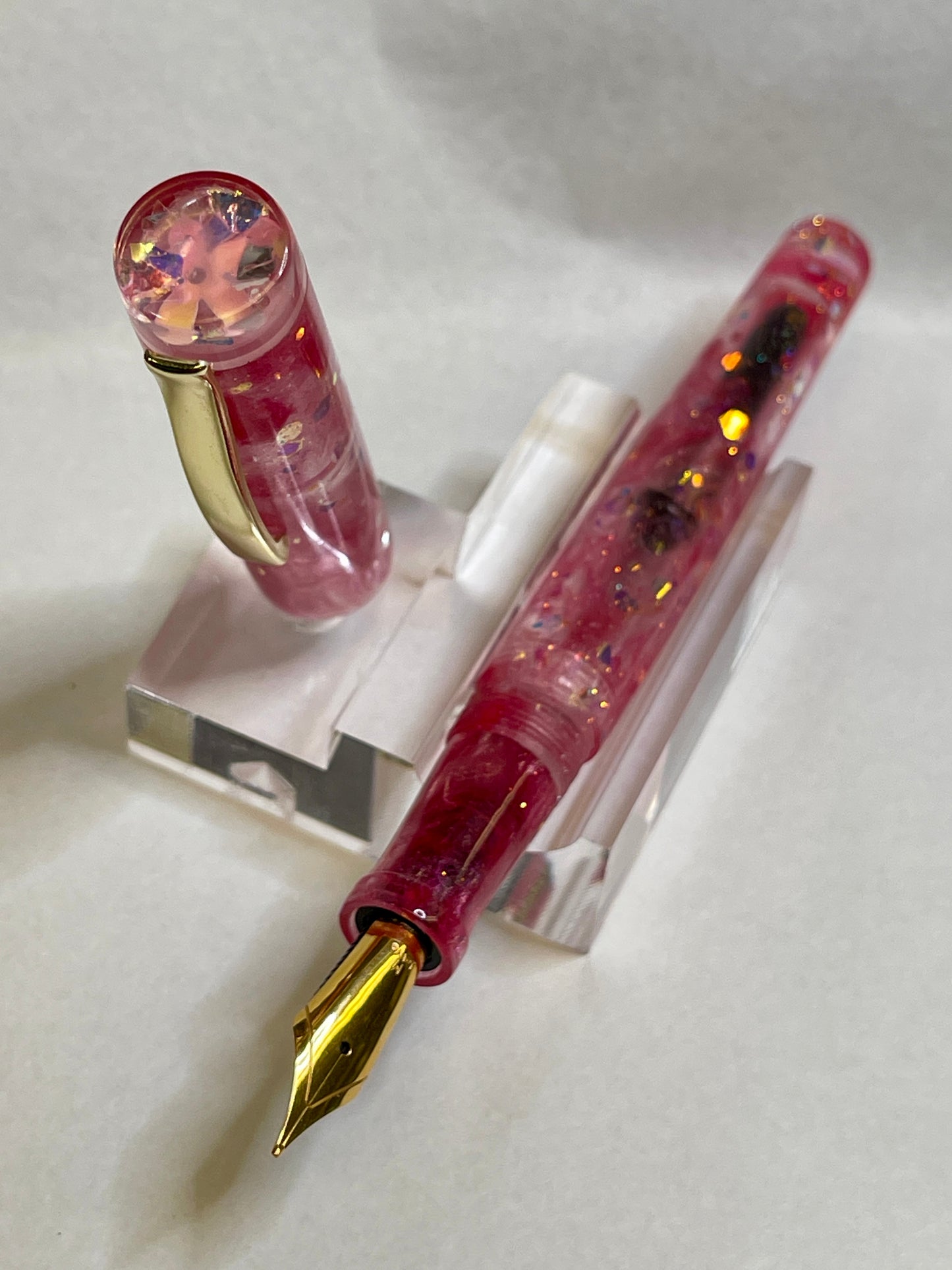 Z - Dirty Shirley Mia Petite Pen (Bonny)