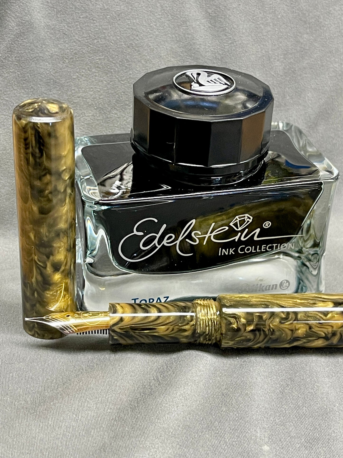Z - Just Struck Gold! Pen