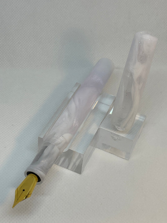 Ghost White Fountain Pen