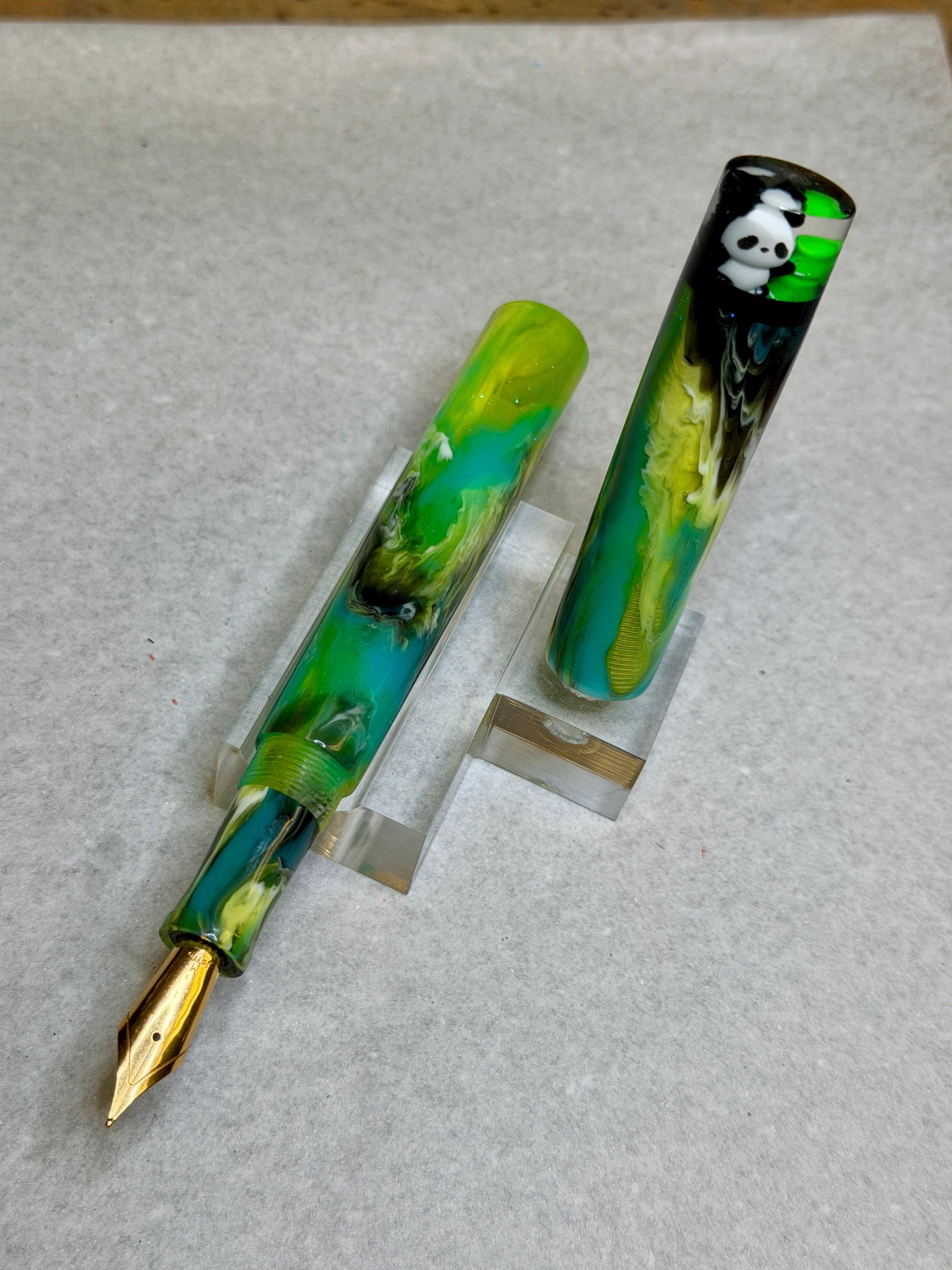 Perpetual Motion Panda Alpha Fountain Pen