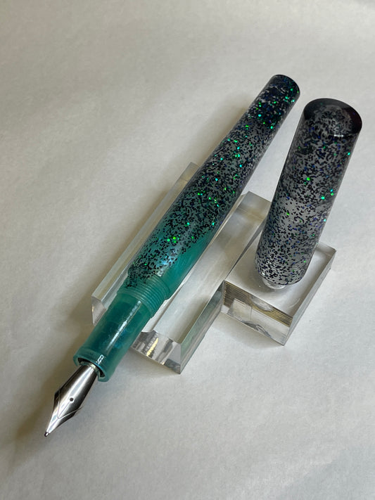 Turquoise Glitter Fountain Pen