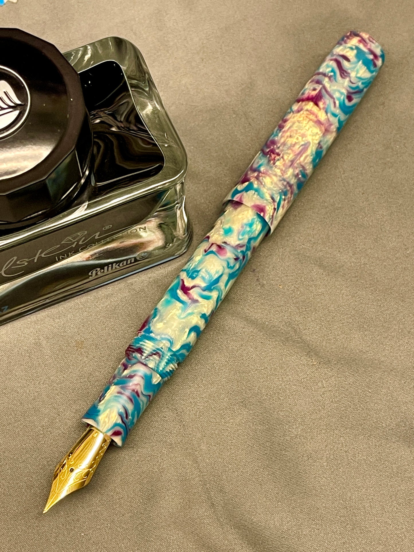 Z - American Abalone Pen (Doc)