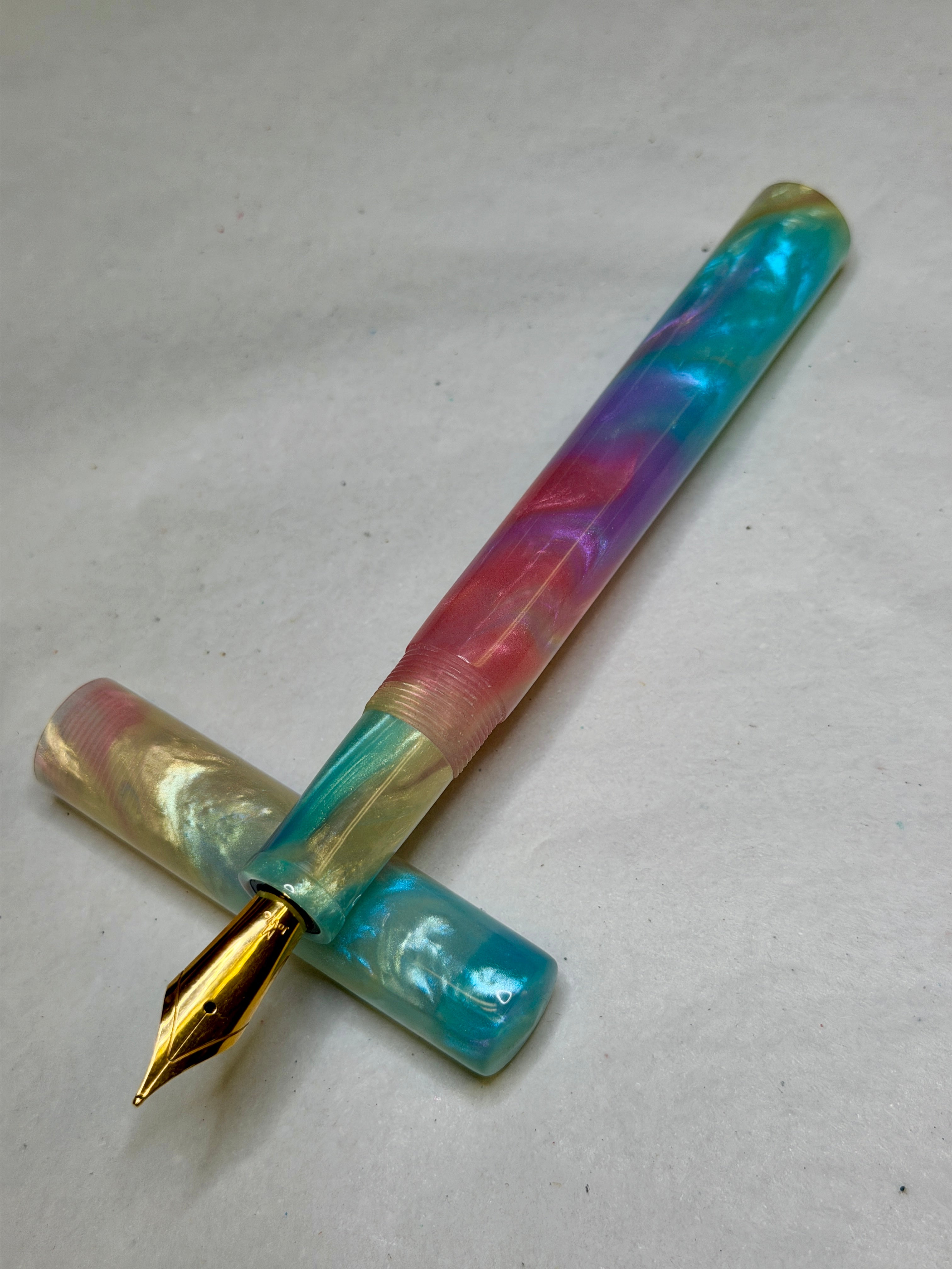 Opaline Extreme Swirl Alpha Petite Fountain Pen - CM