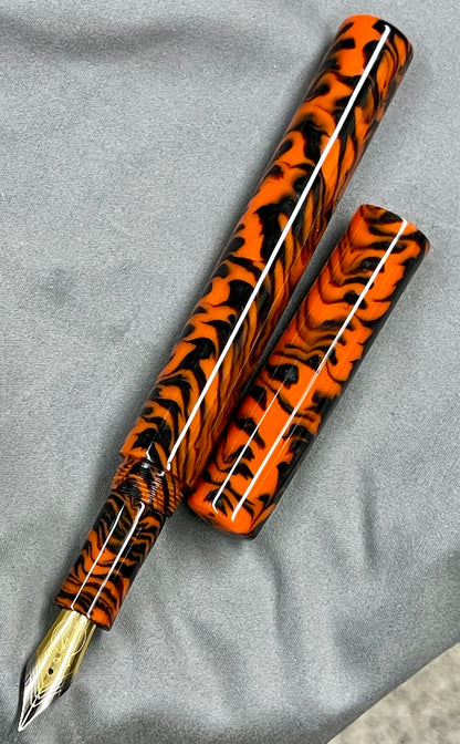 Z - Tiger Pen