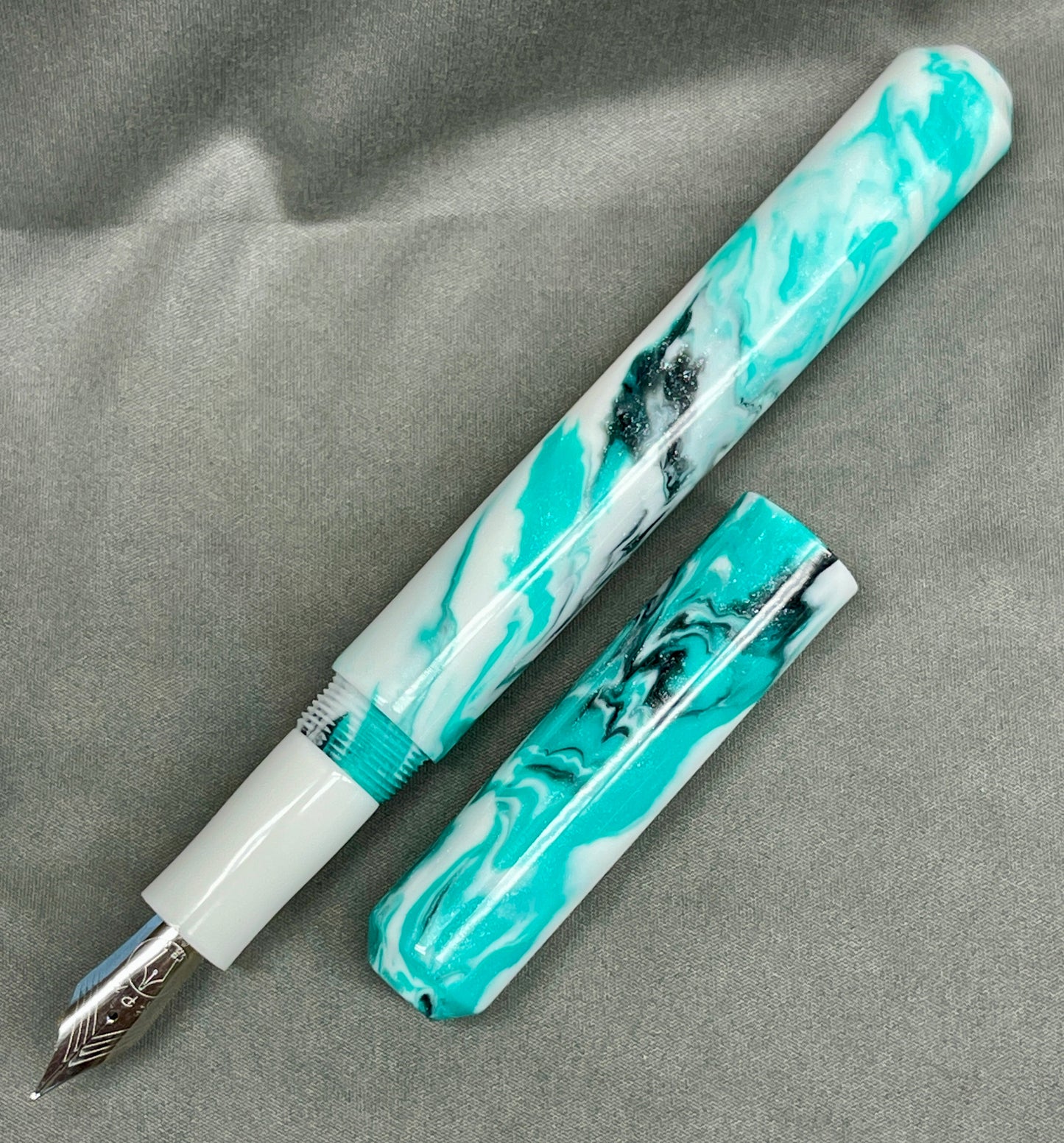 Z - Conch & Carbon 2.0 Pen