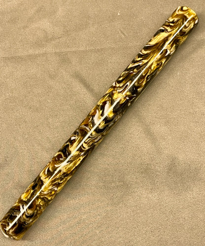 Z - Dust and Gold Pen