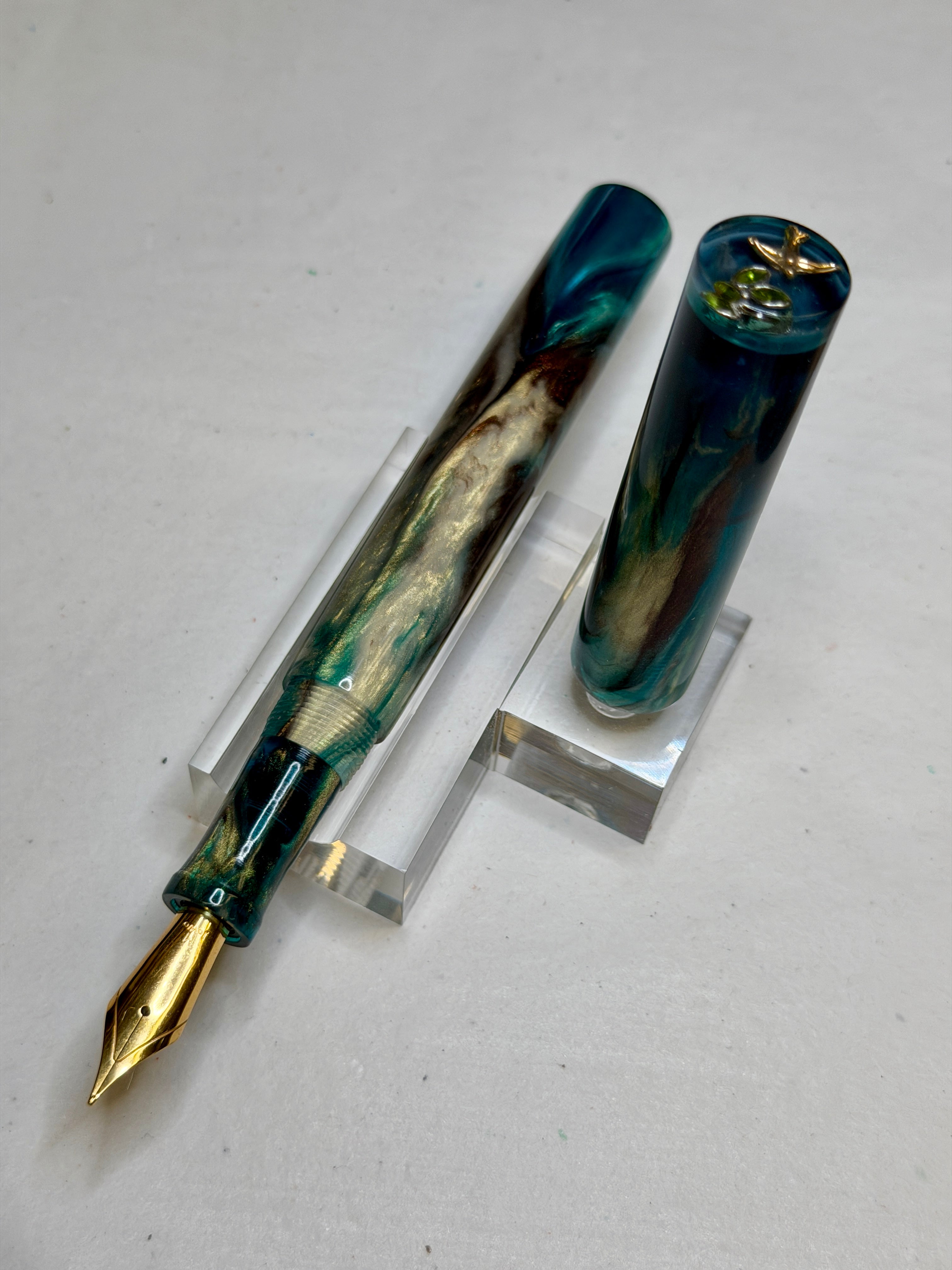 Creation 2 Alpha Fountain Pen (Dove and olive branch)