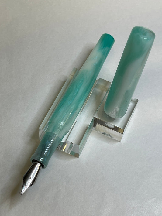 Ghost Flo Green Fountain Pen