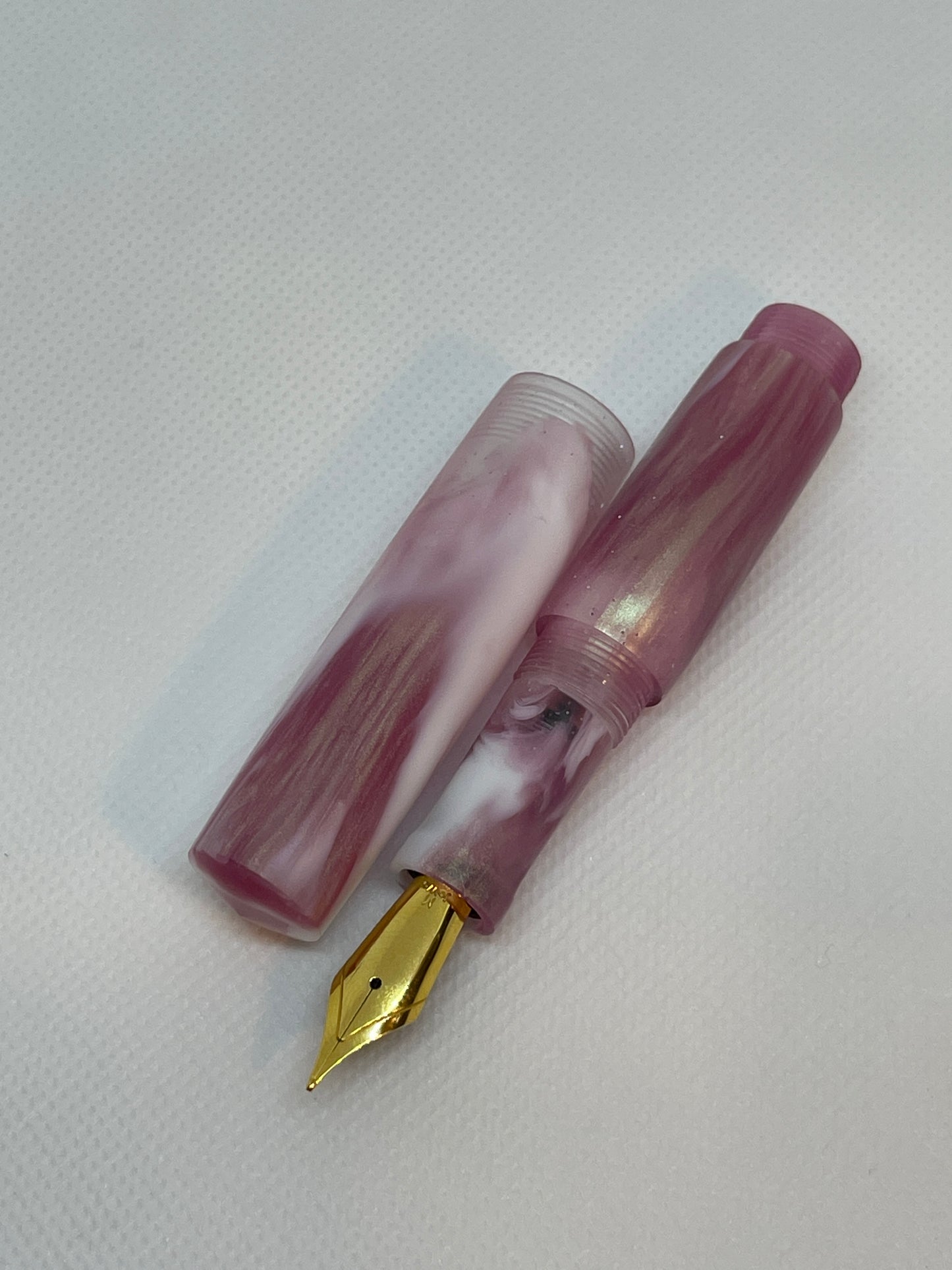 Ghost Pink Pocket Pen (Mandy)