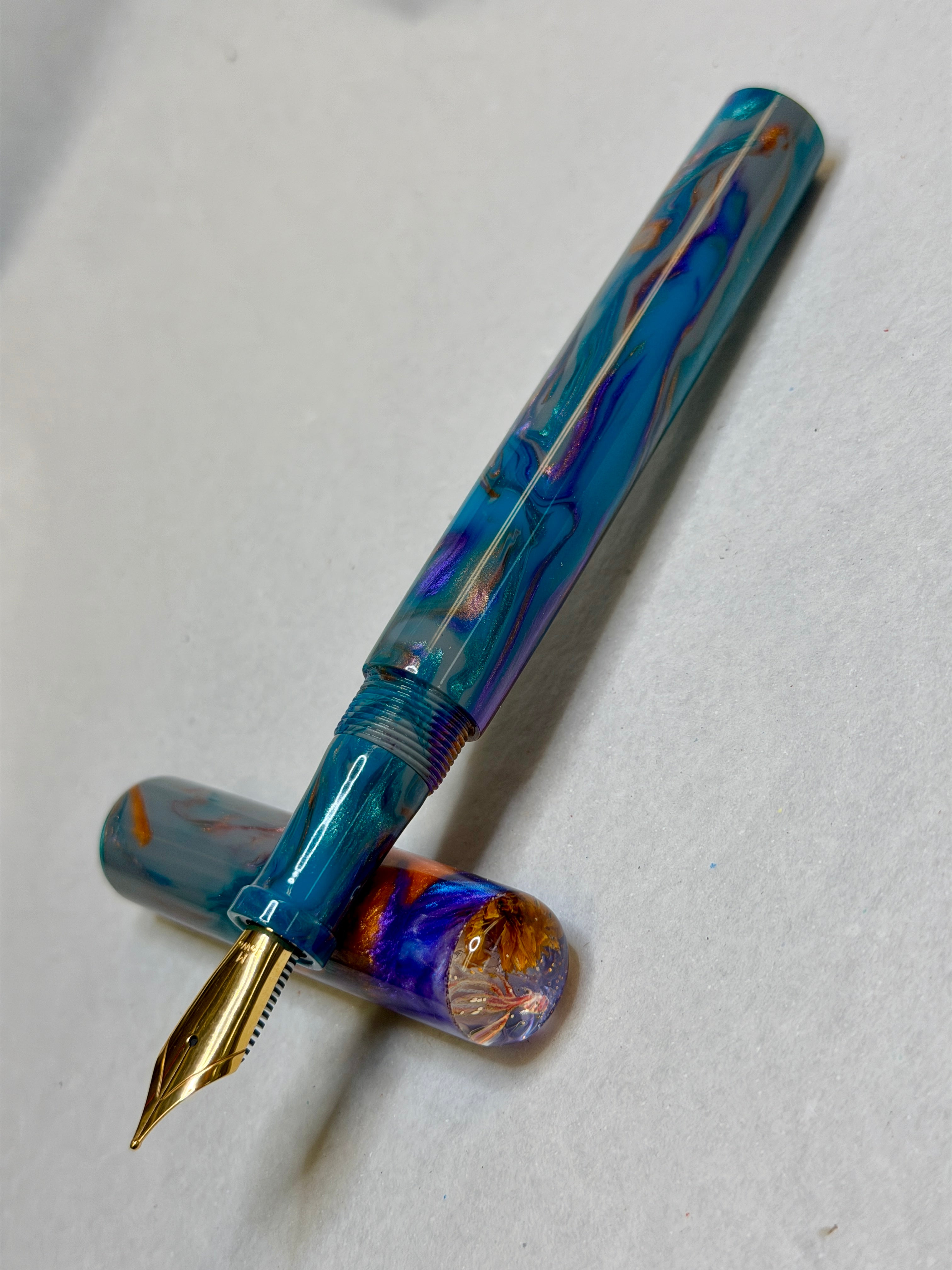 Hippocampus Koi Alpha Fountain Pen (Liana)