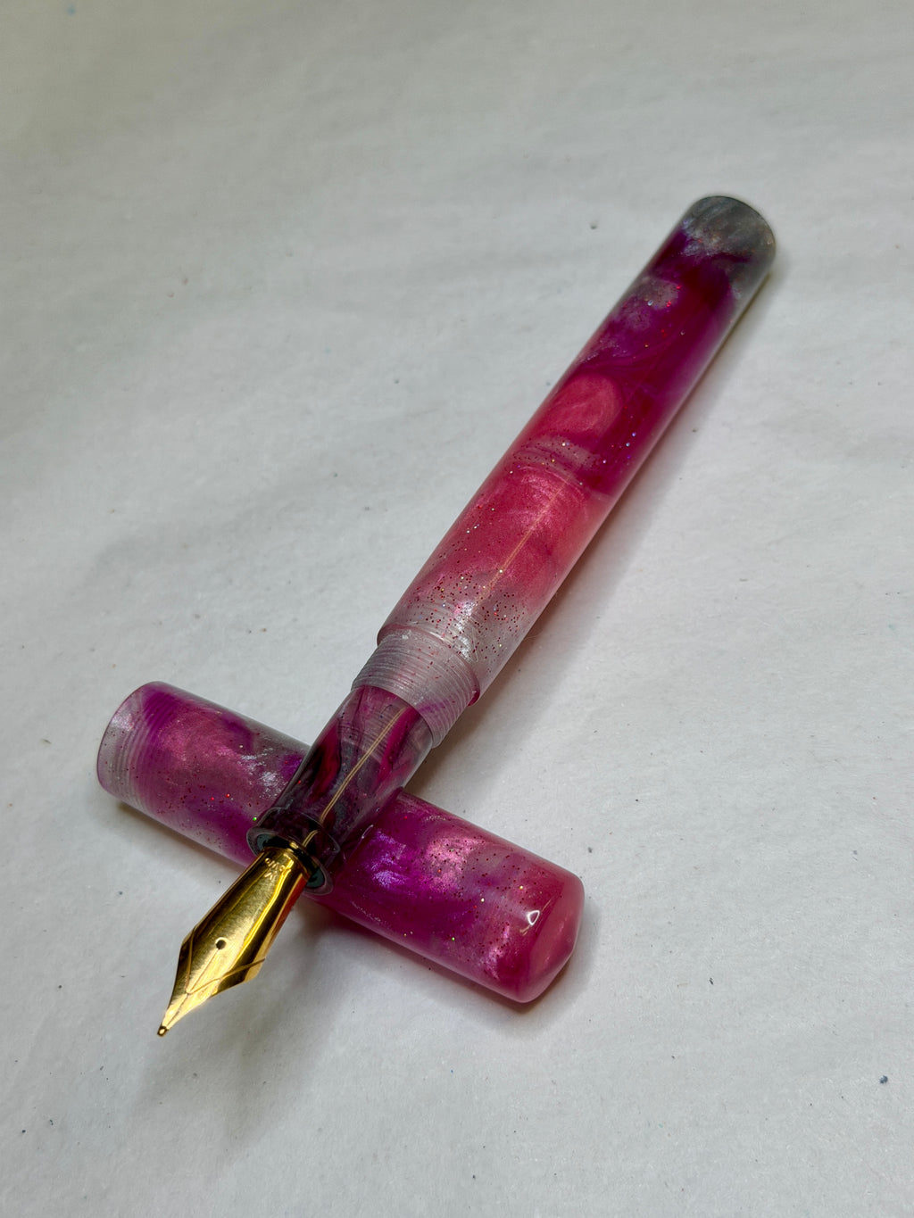 Crushed Cabernet Alpha Fountain Pen - CM