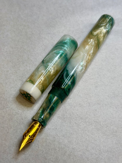 Christmas Tree #8 Fountain Pen