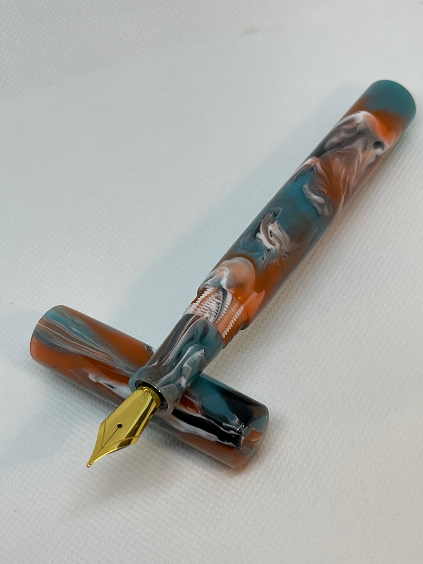 Betta Fight (O/B) Fountain Pen
