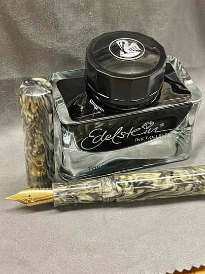 Z - Gold Abalone Pen