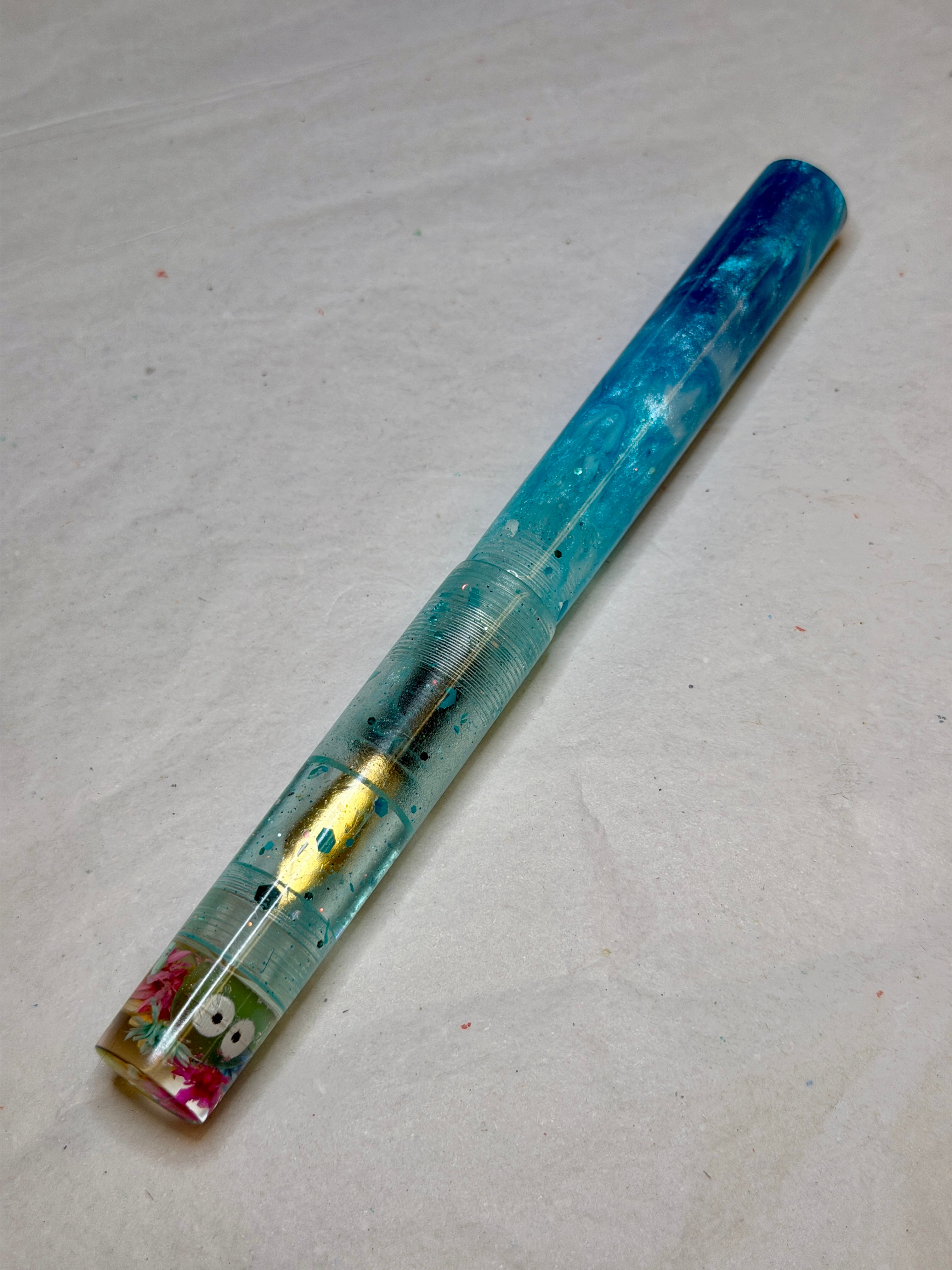 Issa Snow Day Alpha Fountain Pen (Issa)