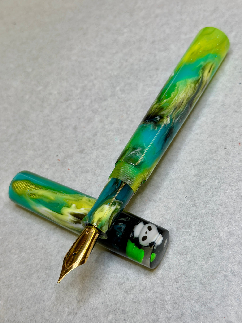Perpetual Motion Panda Alpha Fountain Pen