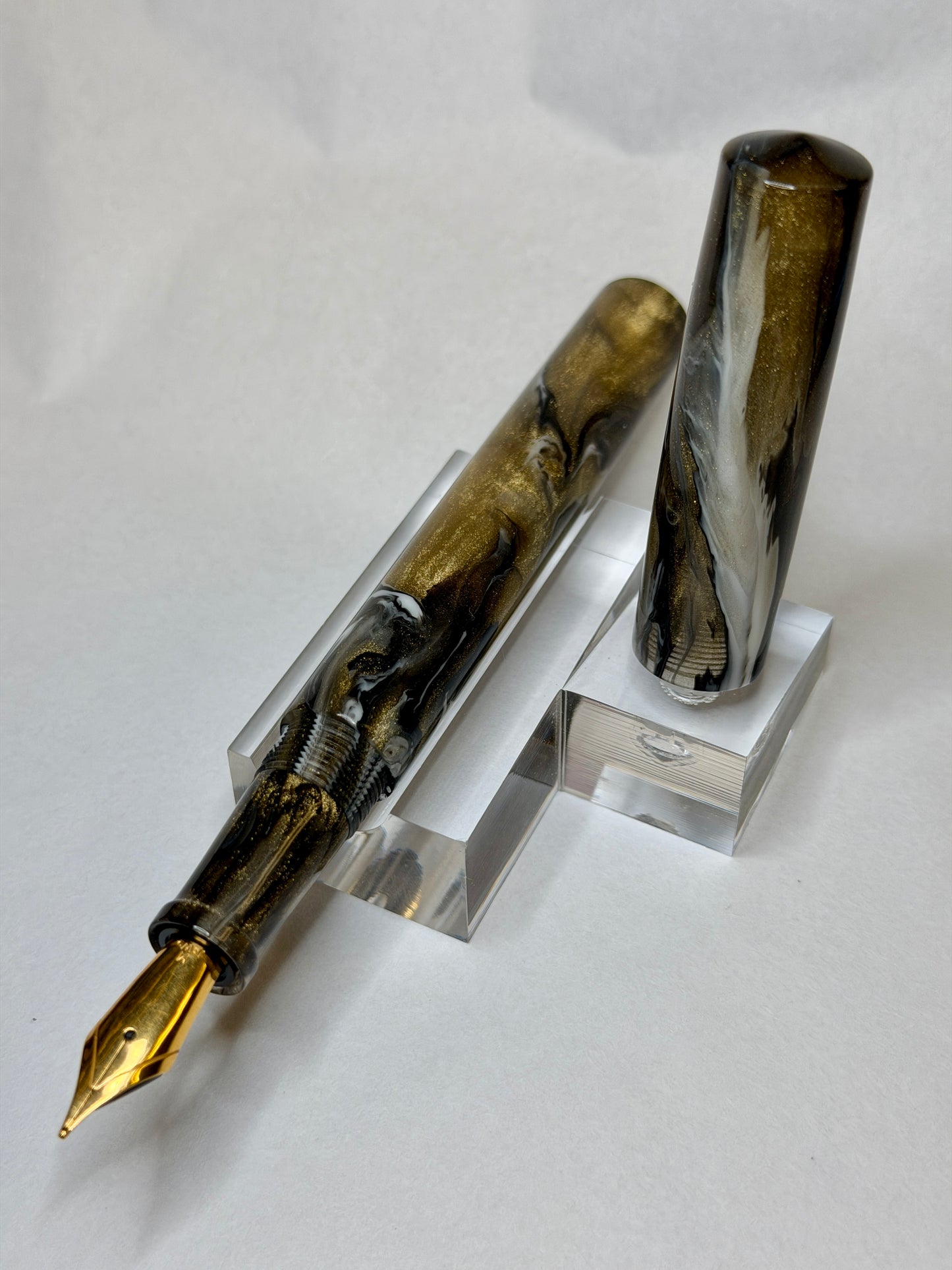 Molten Gold Alpha Fountain Pen