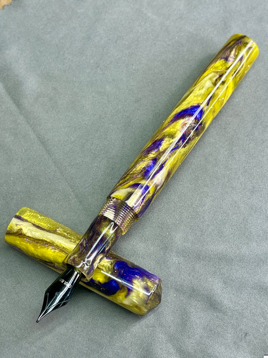 Sentimental Lady Fountain Pen