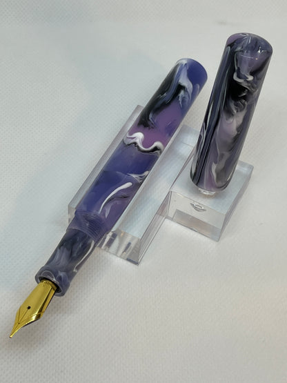 Betta Fight Fountain Pen