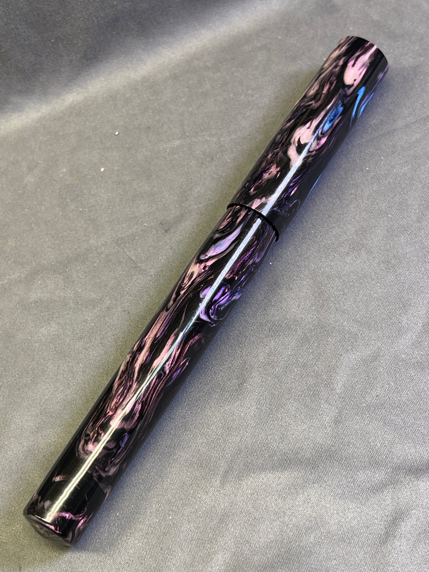 Z - Dark Side of Abalone Fountain Pen