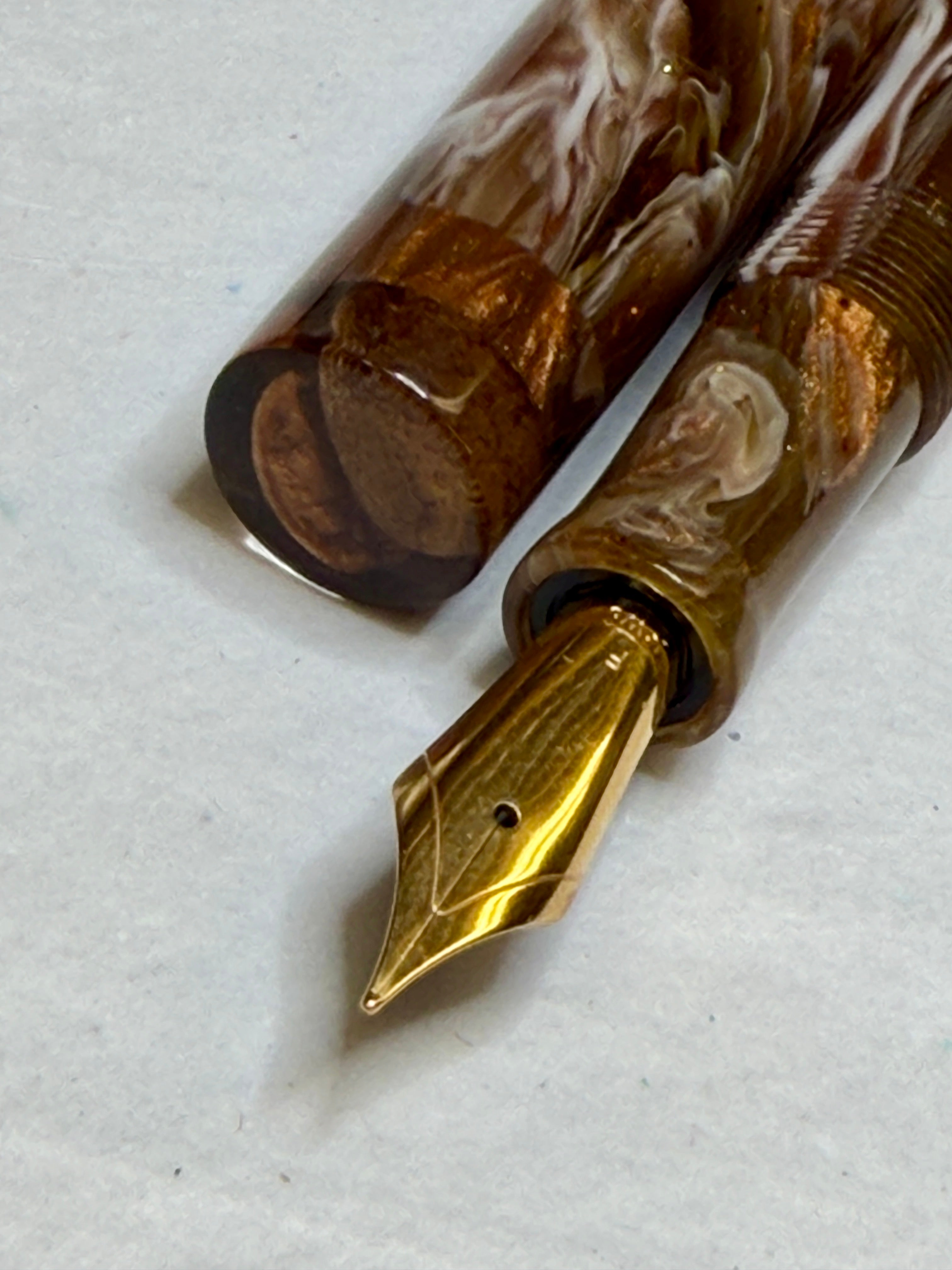 Java Jolt Mia Petite Fountain Pen (Dawn)