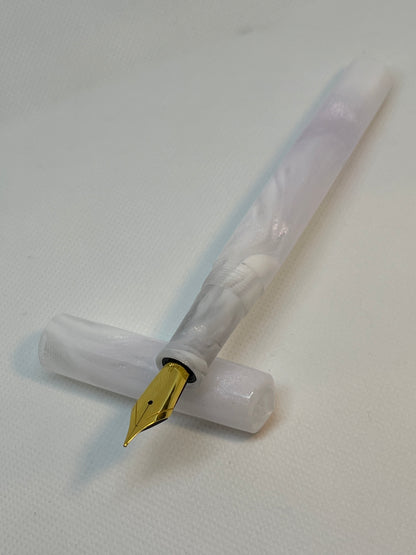 Ghost White Fountain Pen