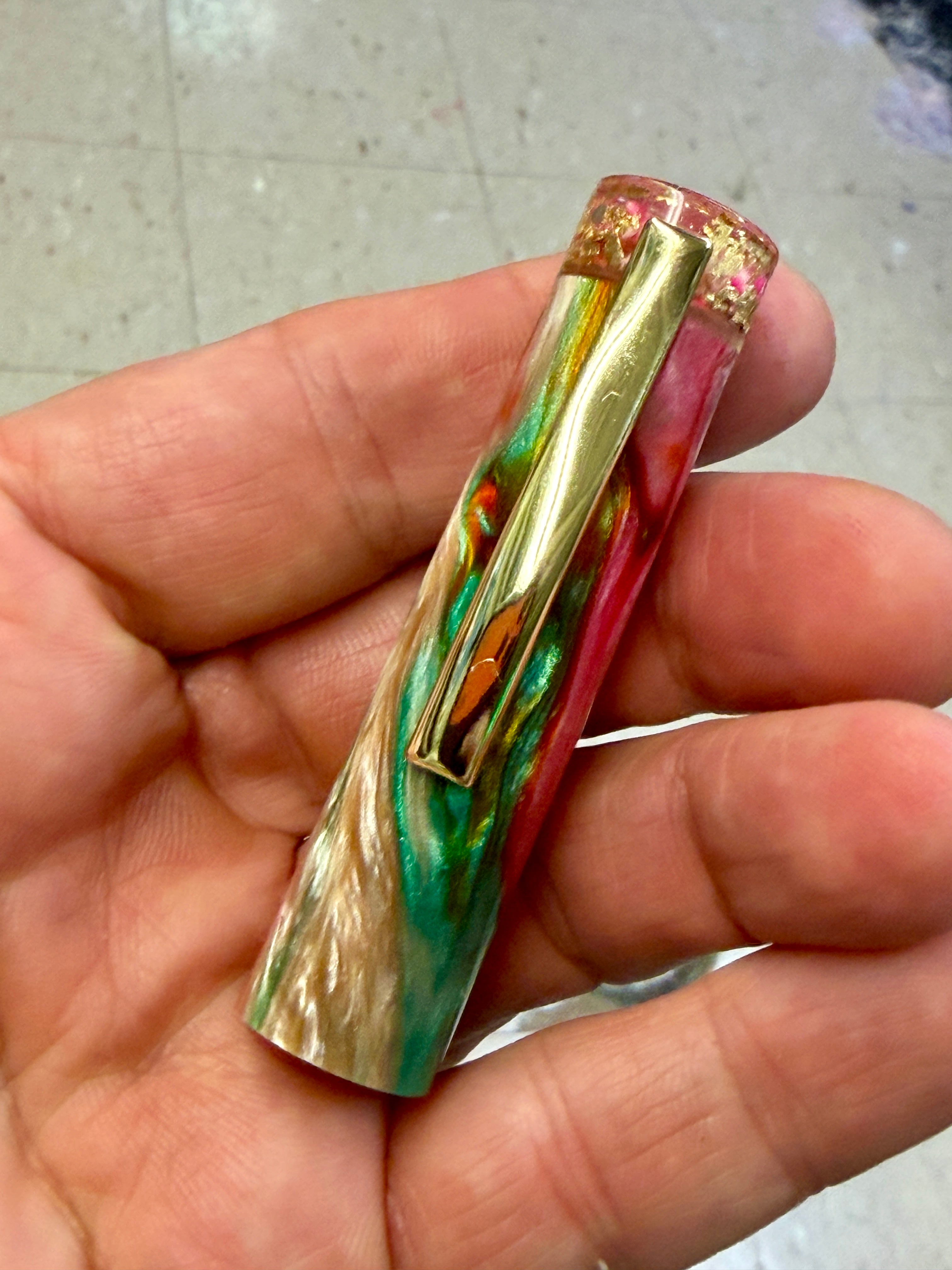 Versailles Alpha Petite Fountain Pen (Whitney)