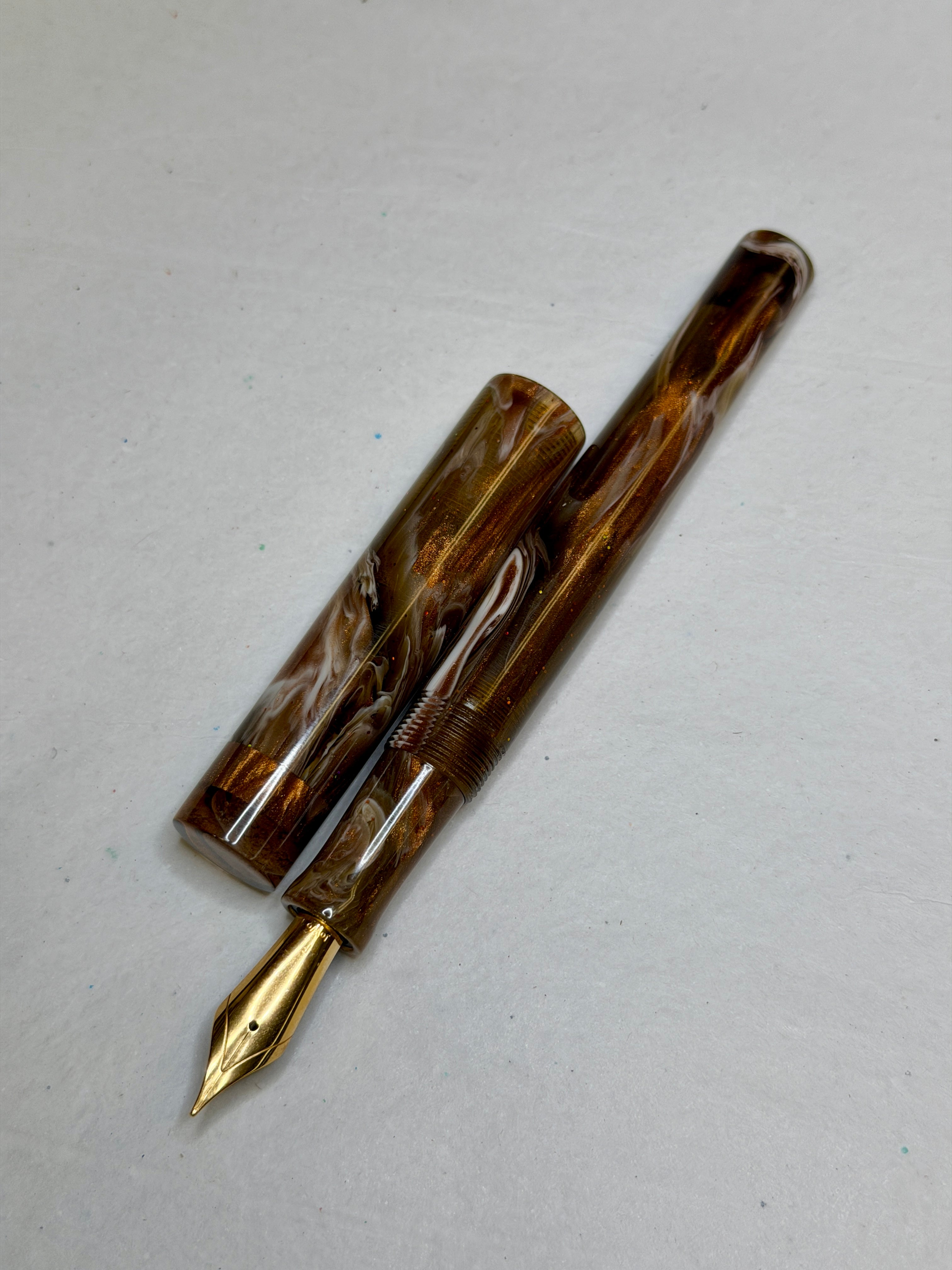 Java Jolt Mia Petite Fountain Pen (Dawn)