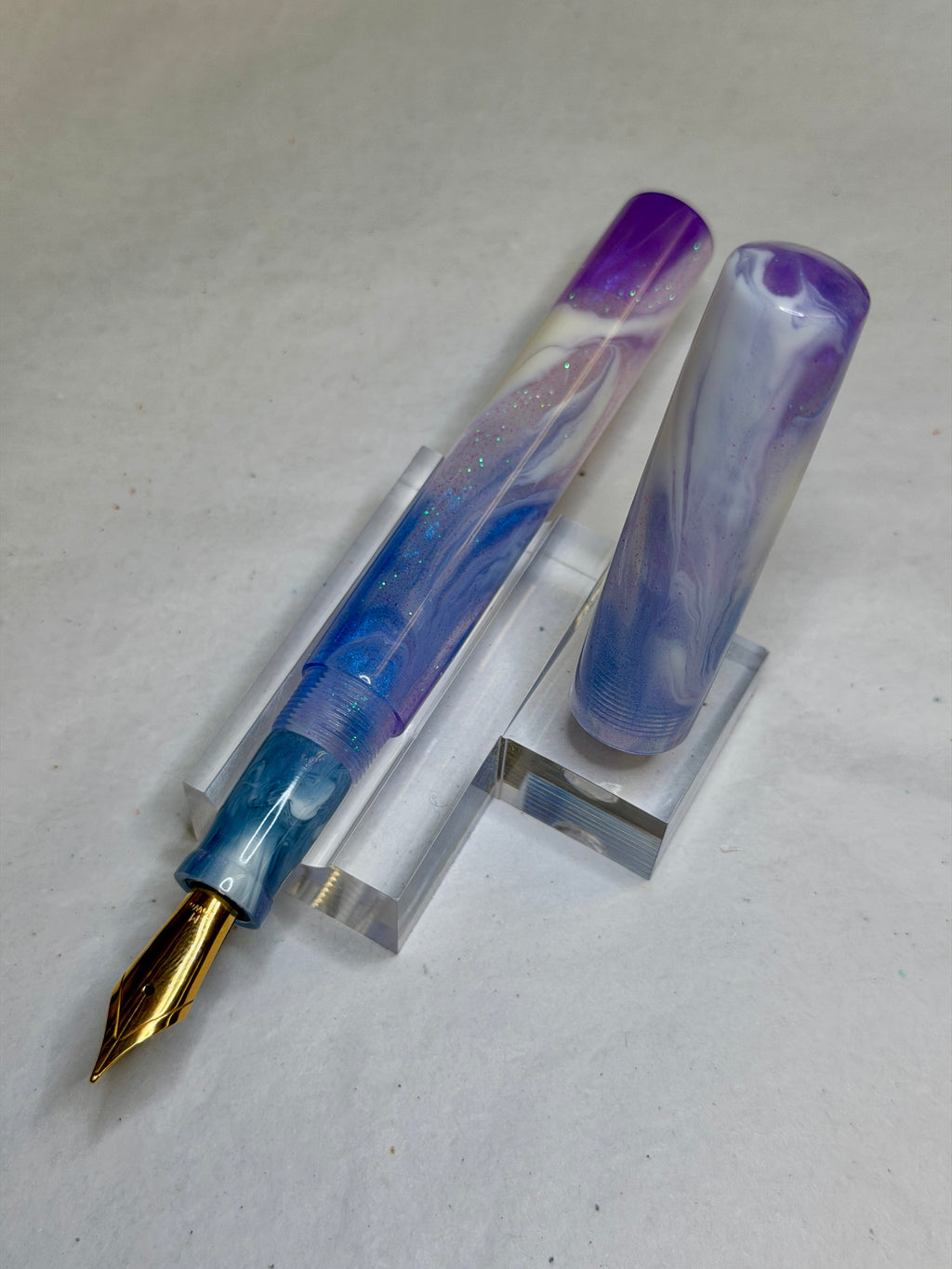 Violet Beauregard Alpha Fountain Pen - CM (Carolena)