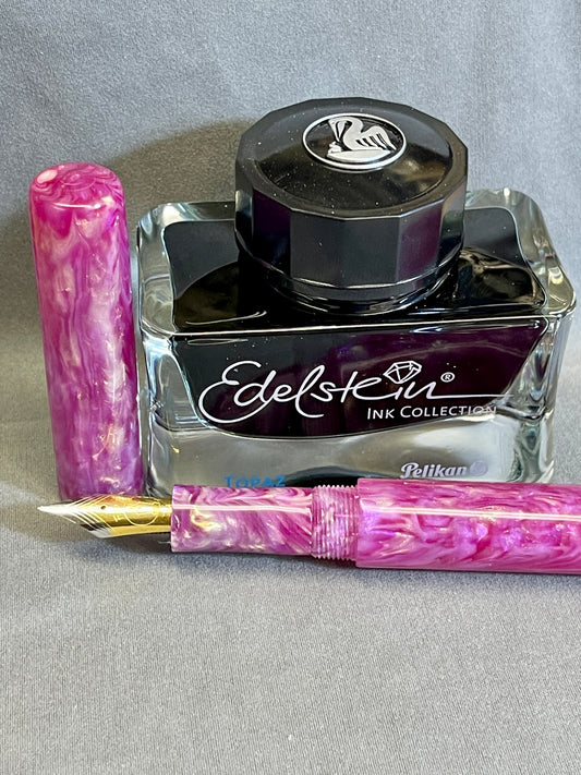 Z - Sangria Gold Pen