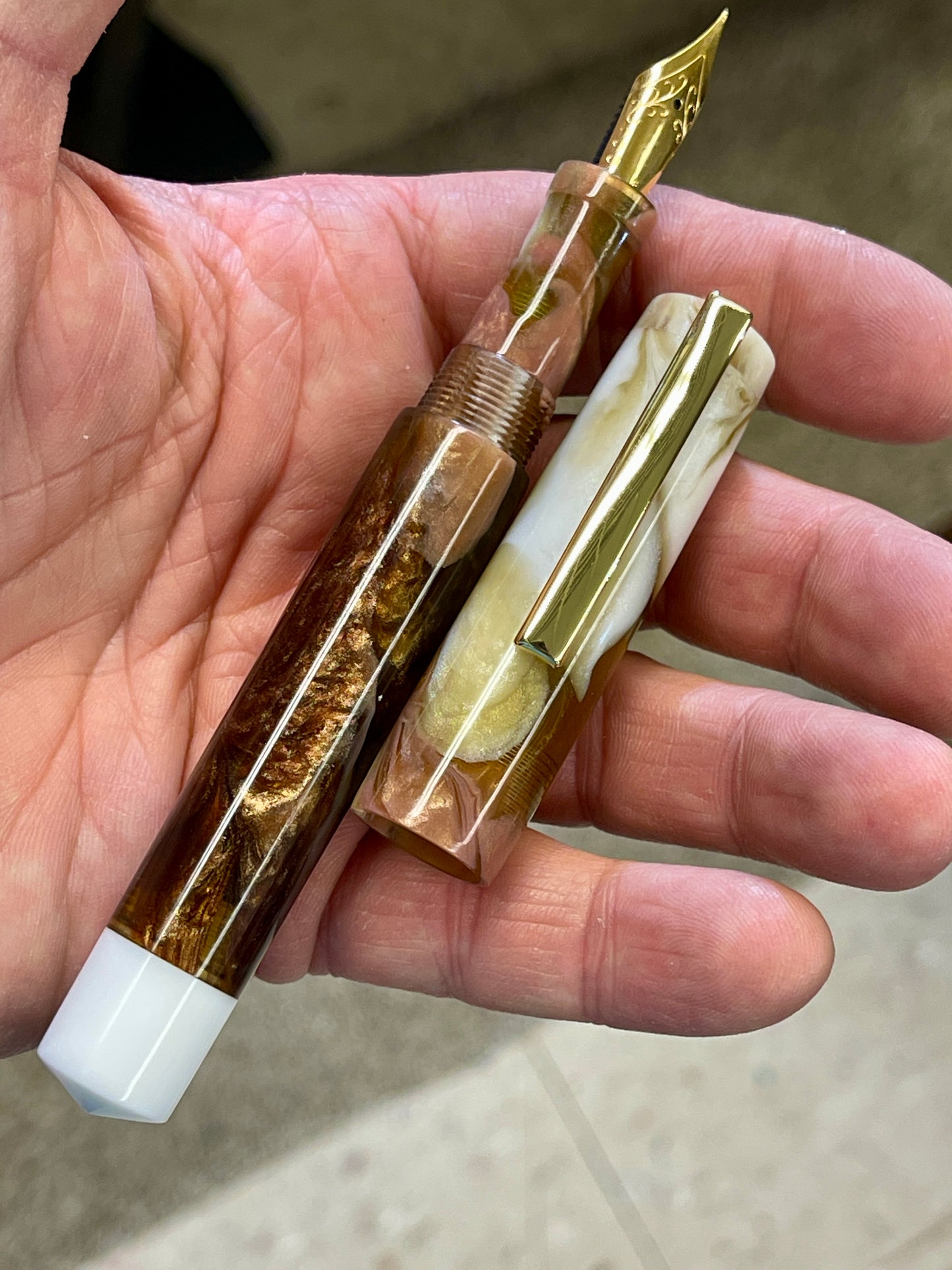 Z - Death by Choclate Fountain Pen