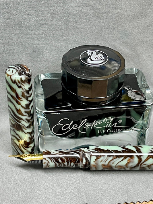 Z - Tiger Mint Pen