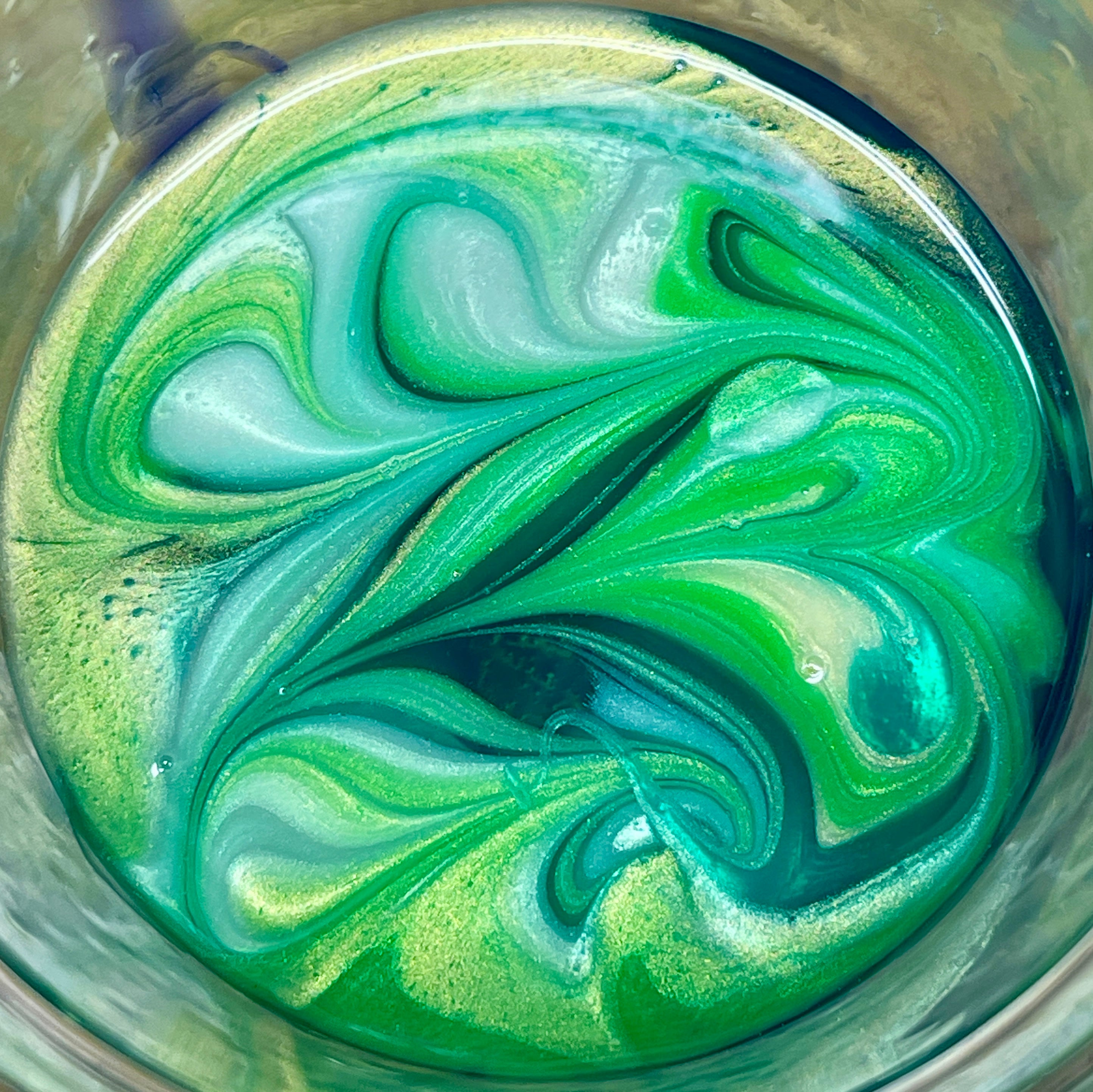 Custom color pour