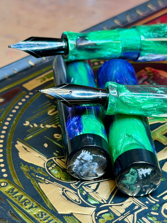 Frankenstein & Bride Fountain Pen Set