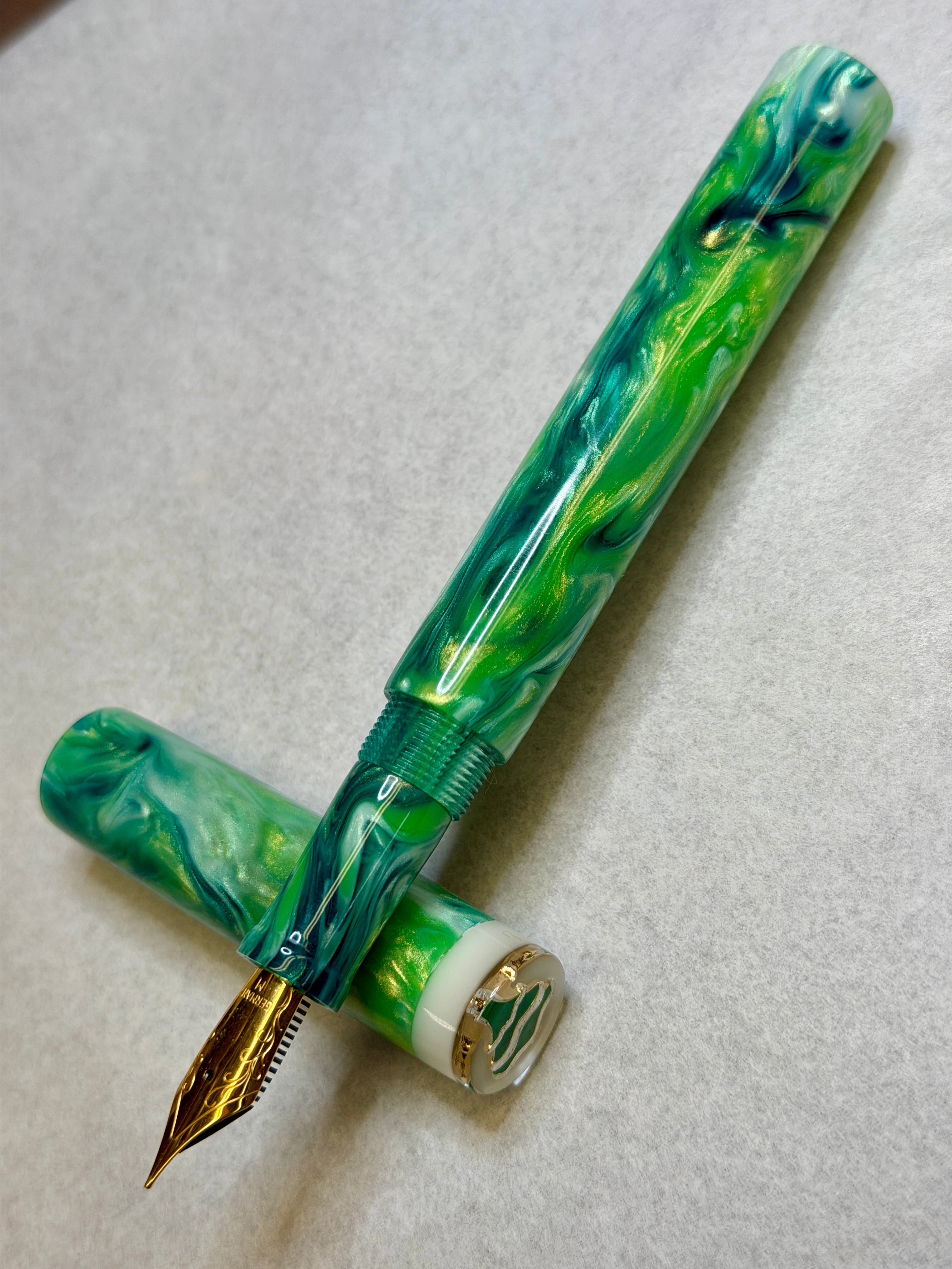 Lime Green Abalone Christmas Tree #7 Alpha Fountain Pen