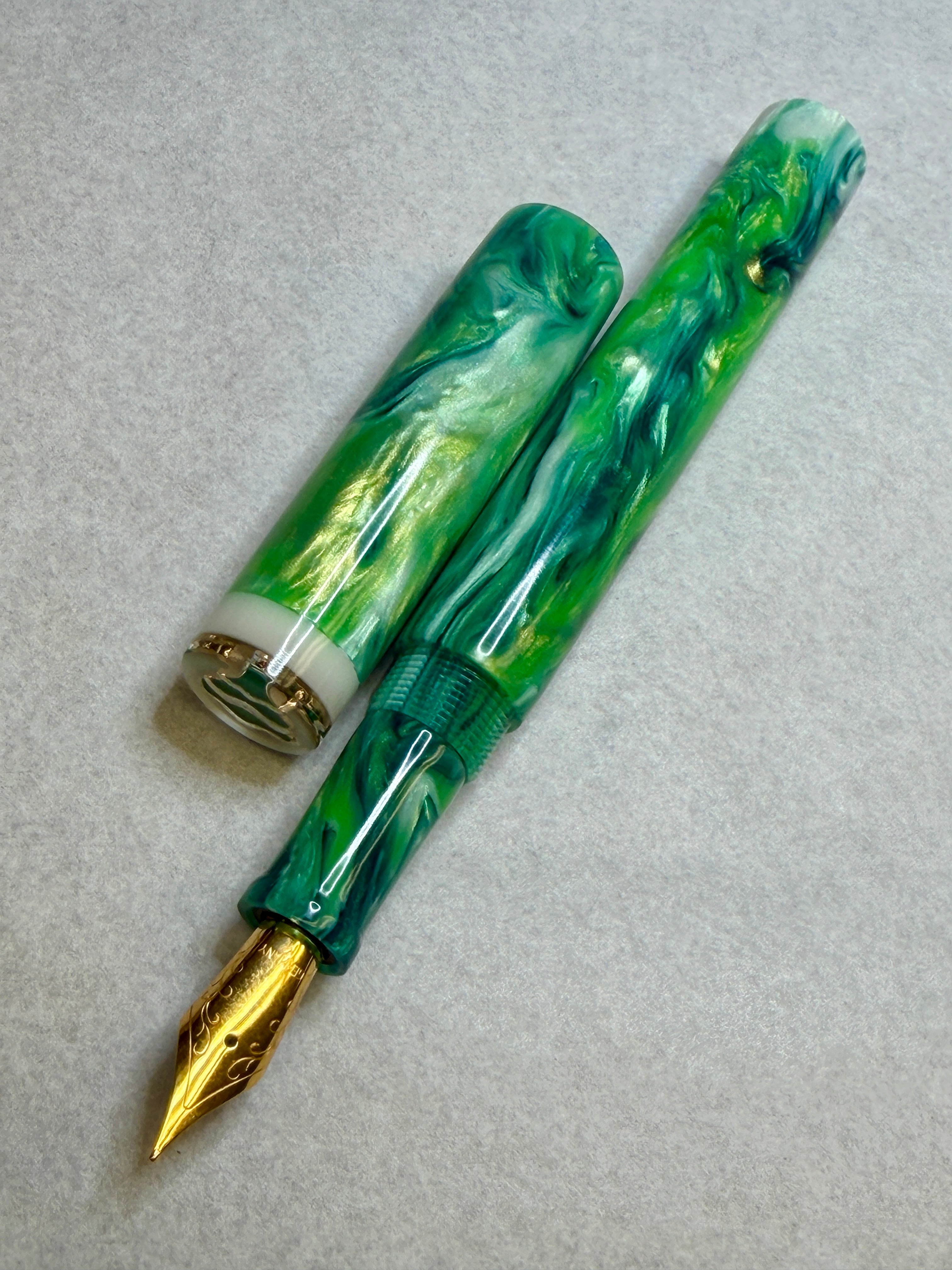 Lime Green Abalone Christmas Tree #7 Alpha Fountain Pen