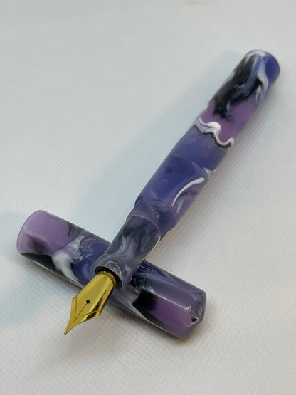 Betta Fight Fountain Pen