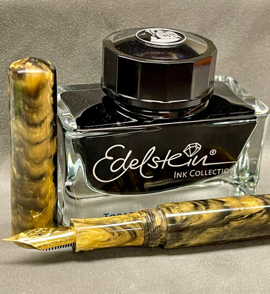 Z - Honey Bee Pen
