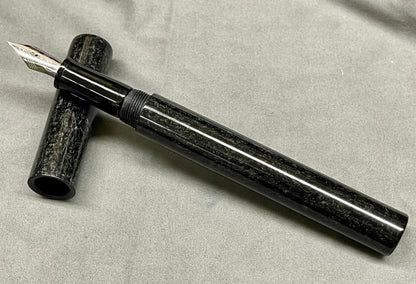 Z - Black Pearl Fountain Pen (Gilles)