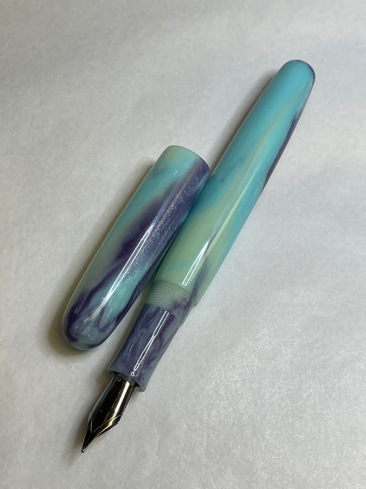 Pastel Horizon Fountain Pen